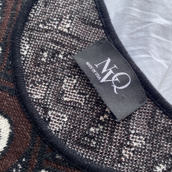 Geometric bodycon dress - Picture 3 of 5